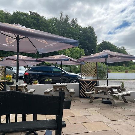Chainbridge Usk Riverside Gastro Pub And Accommodation Trostrey Bagian luar foto