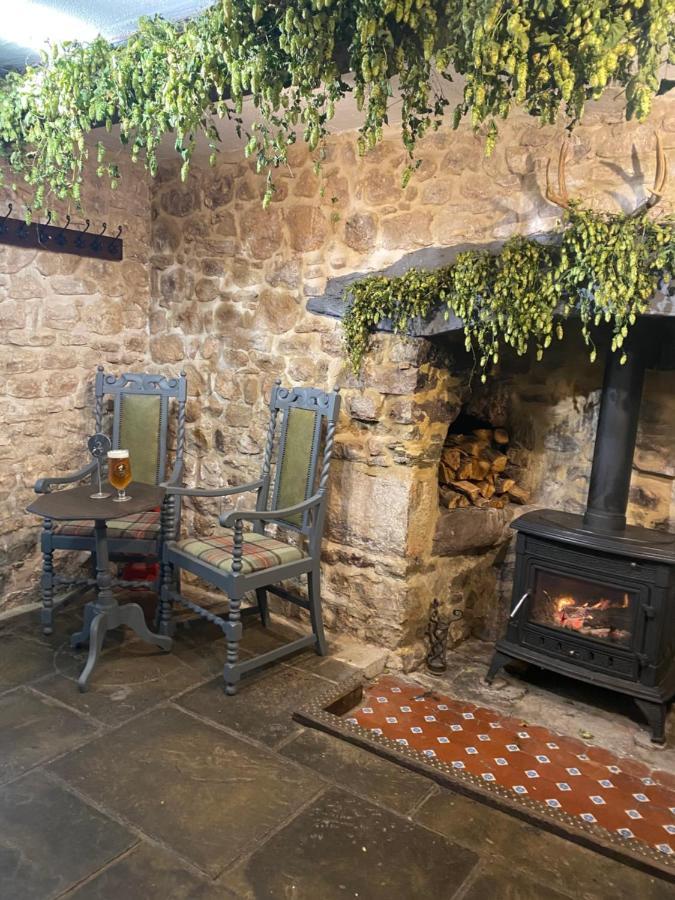 Chainbridge Usk Riverside Gastro Pub And Accommodation Trostrey Bagian luar foto