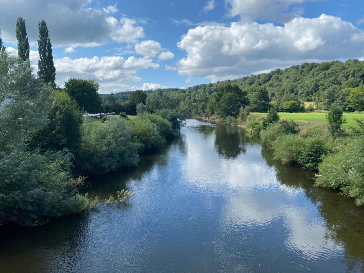 Chainbridge Usk Riverside Gastro Pub And Accommodation Trostrey Bagian luar foto