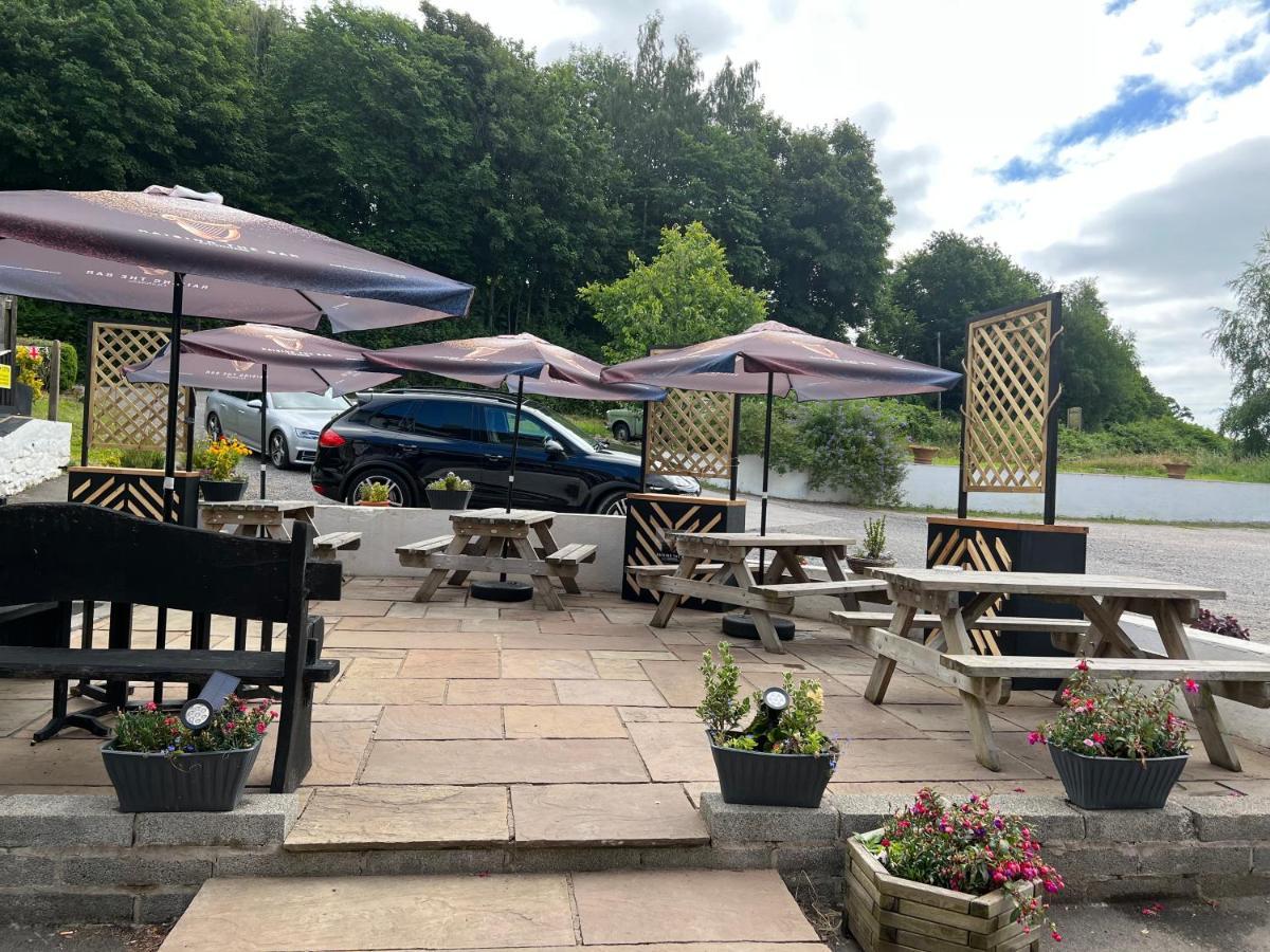 Chainbridge Usk Riverside Gastro Pub And Accommodation Trostrey Bagian luar foto